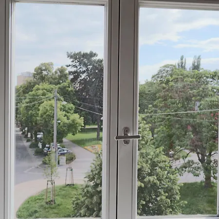 Apartman Mit 2 Schlafzimmern *