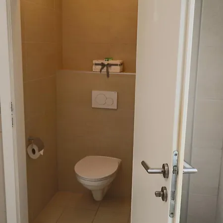 Apartman Mit 2 Schlafzimmern *